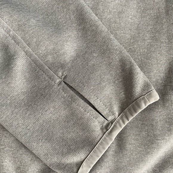 The North Face Pullover Hoodie - Picture 6 of 7